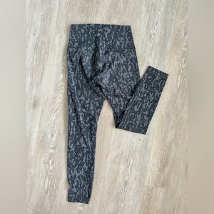 Lululemon Wunder Train Leggings 7/8